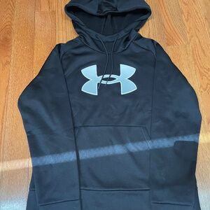 Black under armour sweatshirt